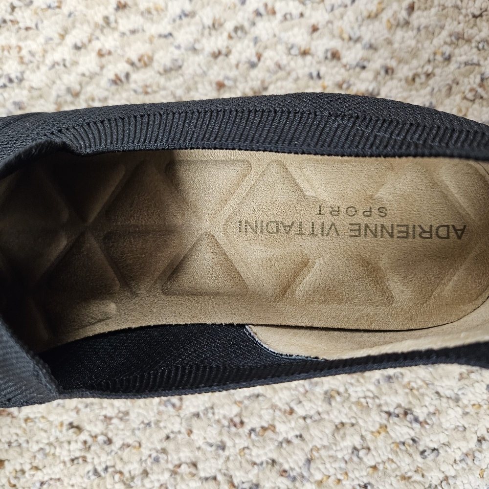 Adrienne Vittadini Sport Black Slip-On Knit Sneakers – Women's Size 8.5 - Picture 2 of 5
